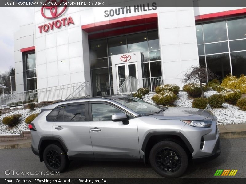 Silver Sky Metallic / Black 2021 Toyota RAV4 XLE AWD