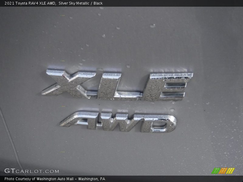 Silver Sky Metallic / Black 2021 Toyota RAV4 XLE AWD