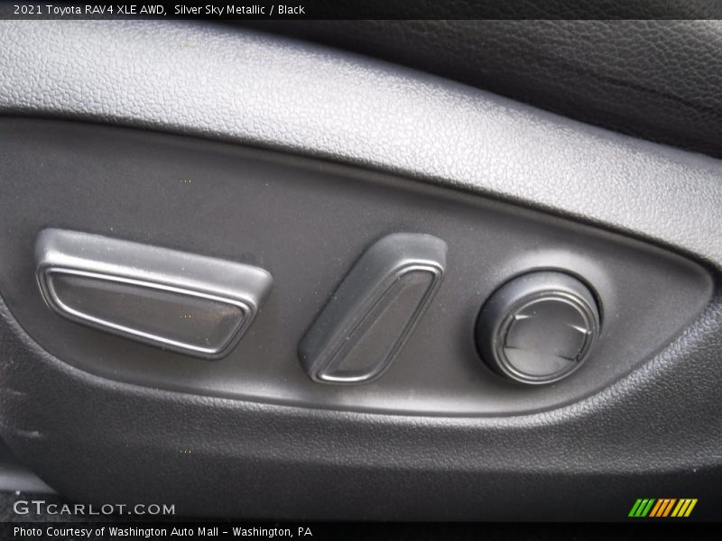 Silver Sky Metallic / Black 2021 Toyota RAV4 XLE AWD