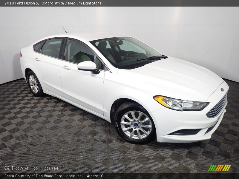Oxford White / Medium Light Stone 2018 Ford Fusion S