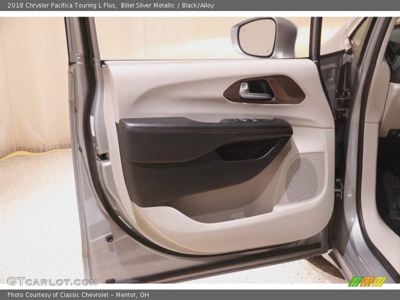 Billet Silver Metallic / Black/Alloy 2018 Chrysler Pacifica Touring L Plus