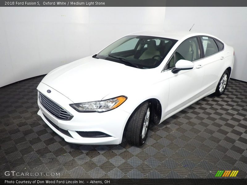 Oxford White / Medium Light Stone 2018 Ford Fusion S