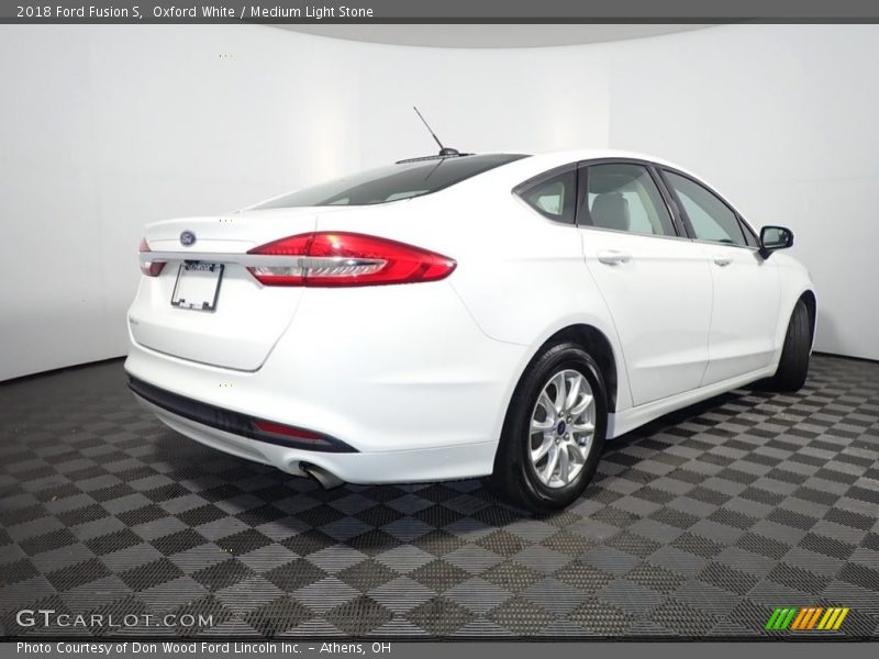 Oxford White / Medium Light Stone 2018 Ford Fusion S