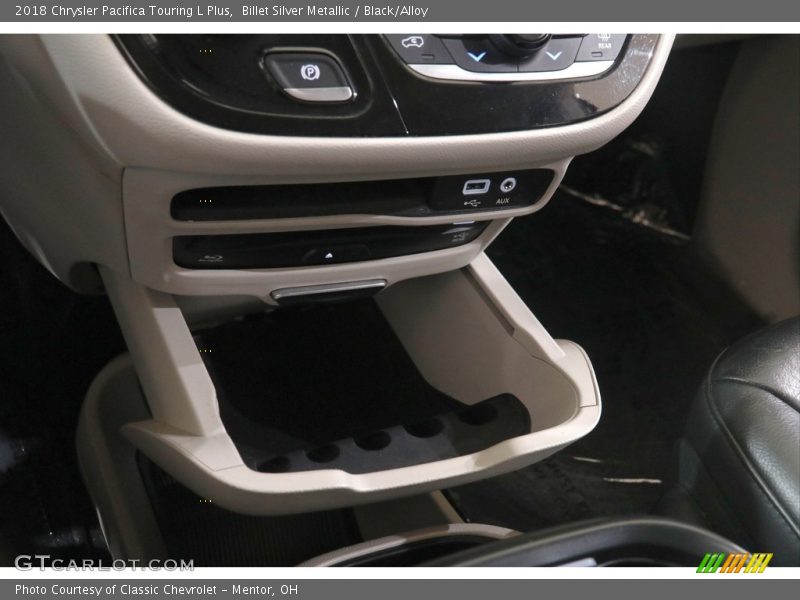 Billet Silver Metallic / Black/Alloy 2018 Chrysler Pacifica Touring L Plus