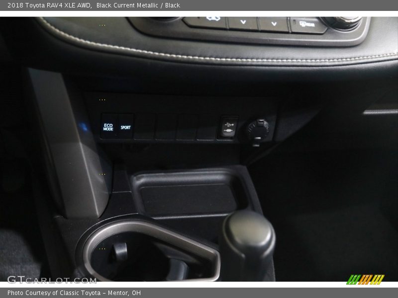Black Current Metallic / Black 2018 Toyota RAV4 XLE AWD