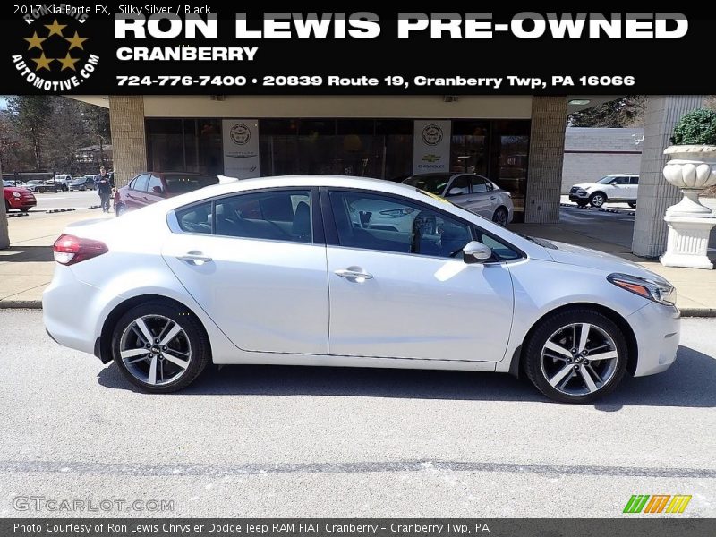 Silky Silver / Black 2017 Kia Forte EX