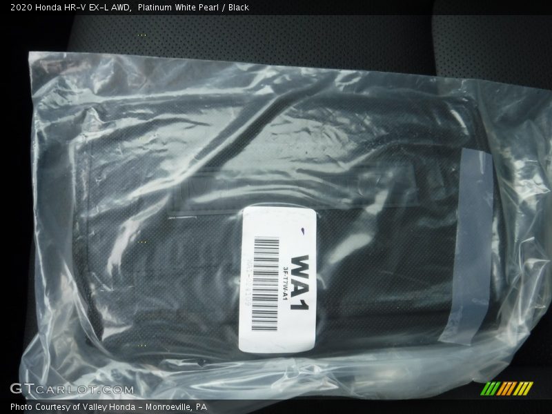 Platinum White Pearl / Black 2020 Honda HR-V EX-L AWD