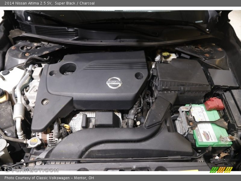 Super Black / Charcoal 2014 Nissan Altima 2.5 SV