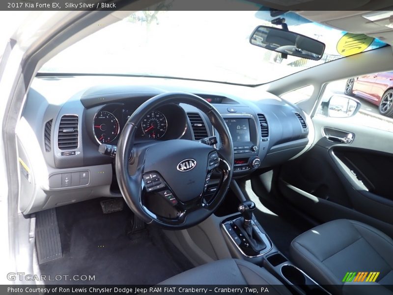 Silky Silver / Black 2017 Kia Forte EX