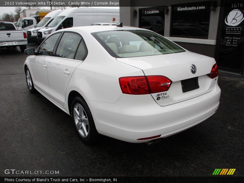 Candy White / Cornsilk Beige 2013 Volkswagen Jetta TDI Sedan