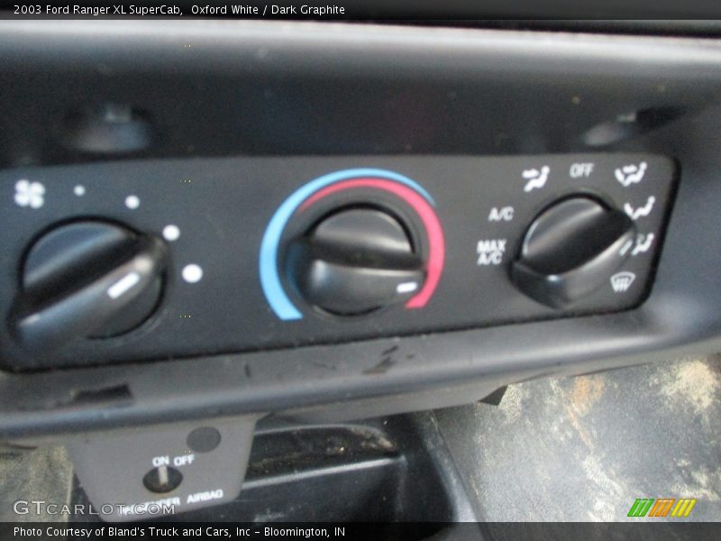 Oxford White / Dark Graphite 2003 Ford Ranger XL SuperCab