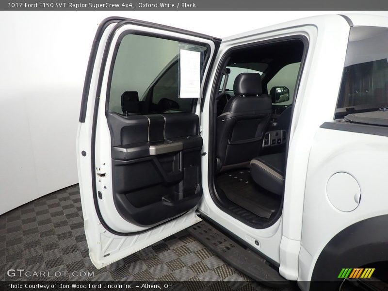 Oxford White / Black 2017 Ford F150 SVT Raptor SuperCrew 4x4