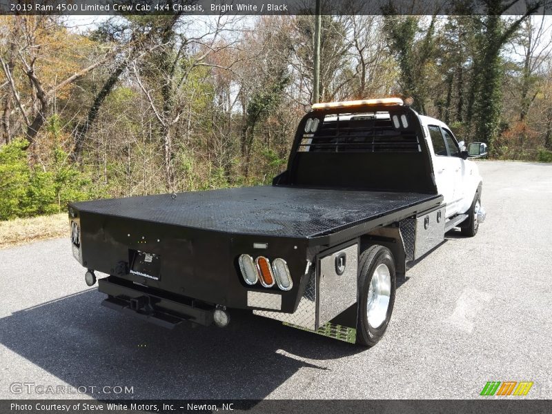 Bright White / Black 2019 Ram 4500 Limited Crew Cab 4x4 Chassis