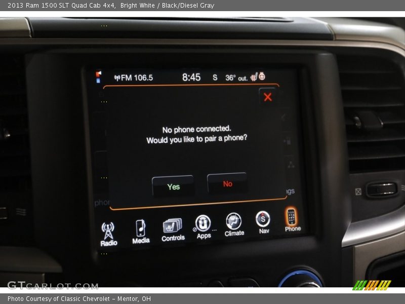 Bright White / Black/Diesel Gray 2013 Ram 1500 SLT Quad Cab 4x4