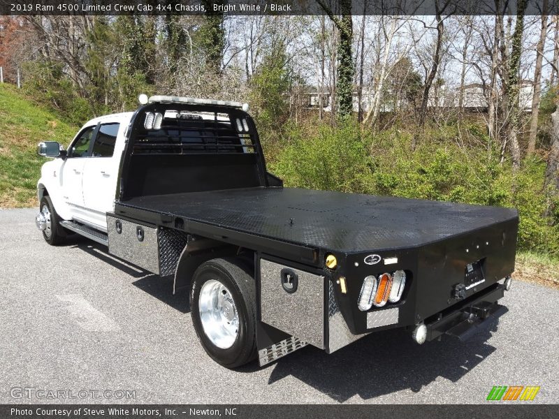 Bright White / Black 2019 Ram 4500 Limited Crew Cab 4x4 Chassis
