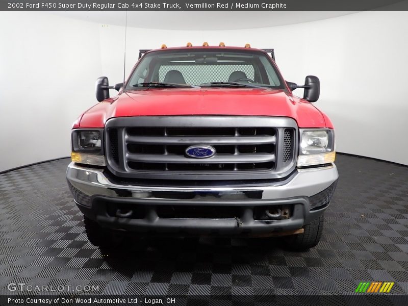 Vermillion Red / Medium Graphite 2002 Ford F450 Super Duty Regular Cab 4x4 Stake Truck