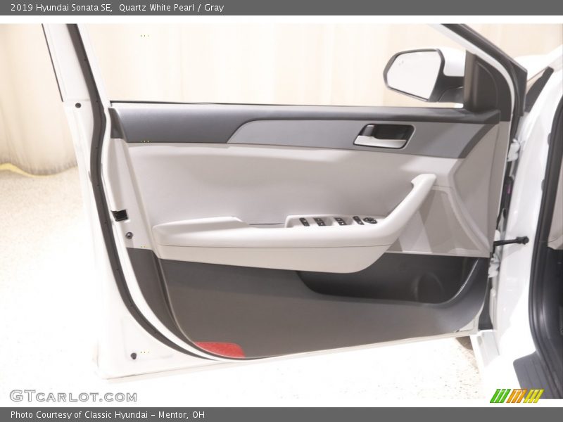 Quartz White Pearl / Gray 2019 Hyundai Sonata SE