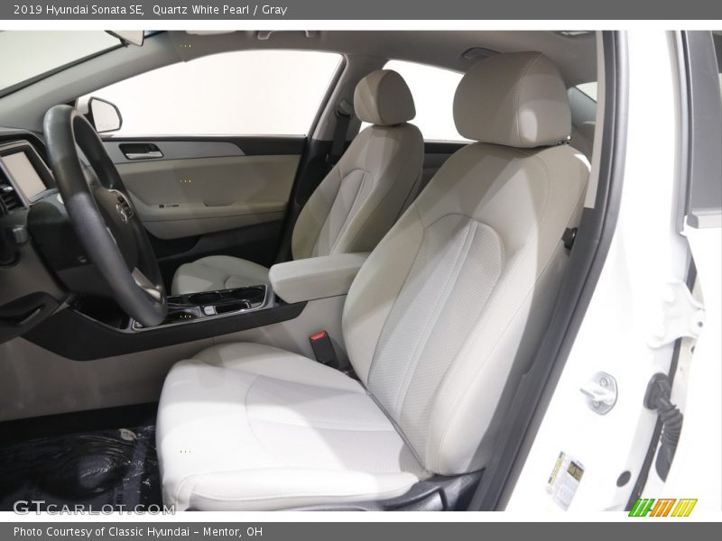 Quartz White Pearl / Gray 2019 Hyundai Sonata SE
