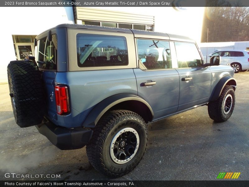 Azure Gray Metallic Tri-Coat / Dark Space Gray 2023 Ford Bronco Sasquatch 4X4 4-Door