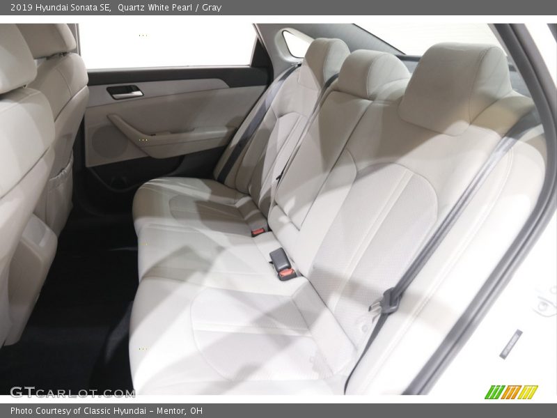 Quartz White Pearl / Gray 2019 Hyundai Sonata SE