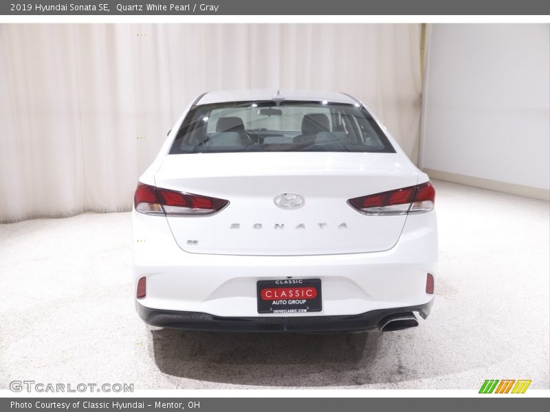 Quartz White Pearl / Gray 2019 Hyundai Sonata SE
