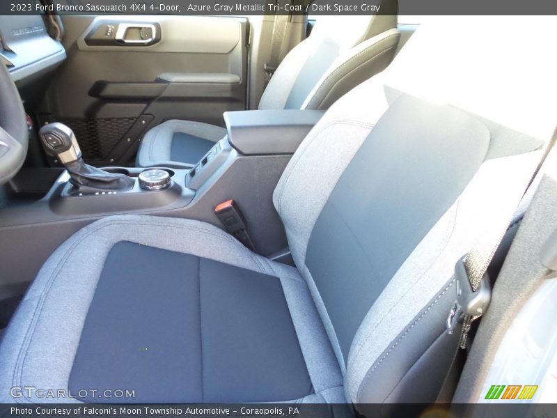 Azure Gray Metallic Tri-Coat / Dark Space Gray 2023 Ford Bronco Sasquatch 4X4 4-Door
