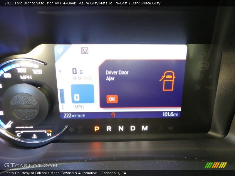 Azure Gray Metallic Tri-Coat / Dark Space Gray 2023 Ford Bronco Sasquatch 4X4 4-Door