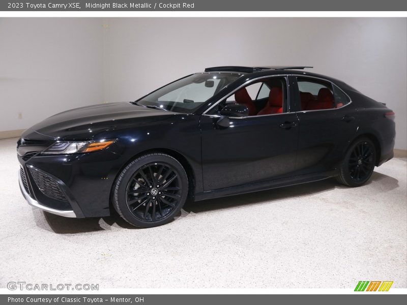 Front 3/4 View of 2023 Camry XSE