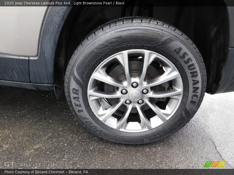 Light Brownstone Pearl / Black 2020 Jeep Cherokee Latitude Plus 4x4