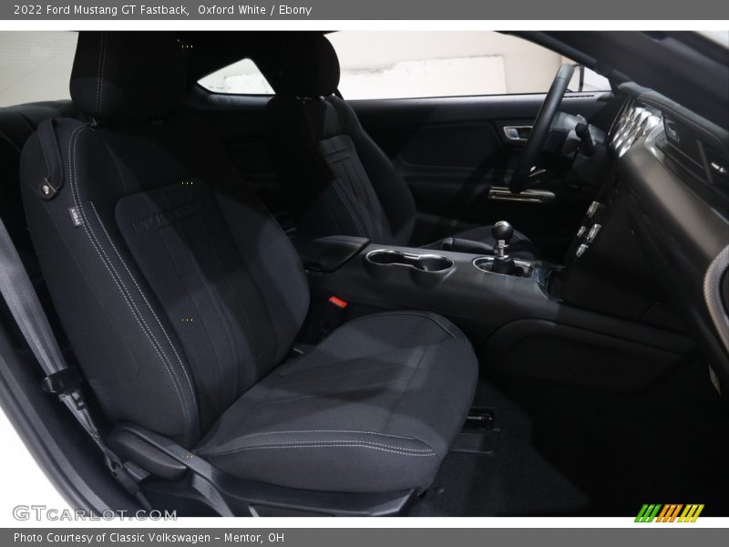 Oxford White / Ebony 2022 Ford Mustang GT Fastback