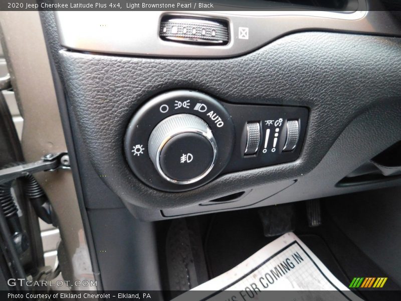 Light Brownstone Pearl / Black 2020 Jeep Cherokee Latitude Plus 4x4