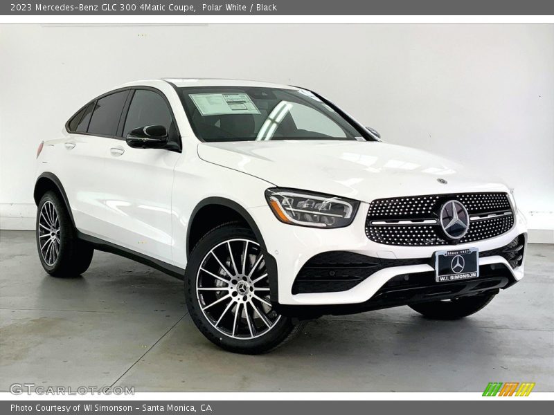 Front 3/4 View of 2023 GLC 300 4Matic Coupe