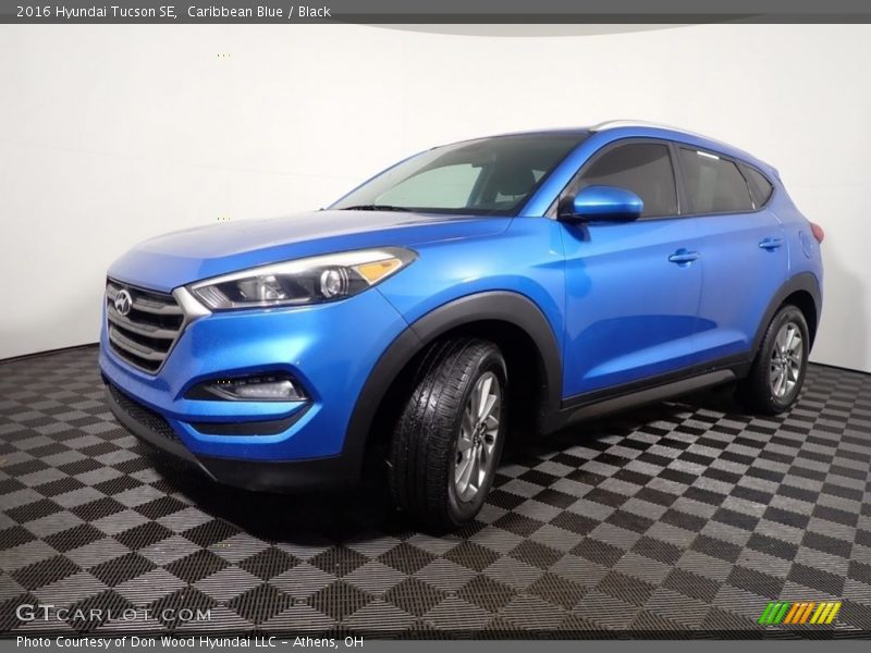 Caribbean Blue / Black 2016 Hyundai Tucson SE