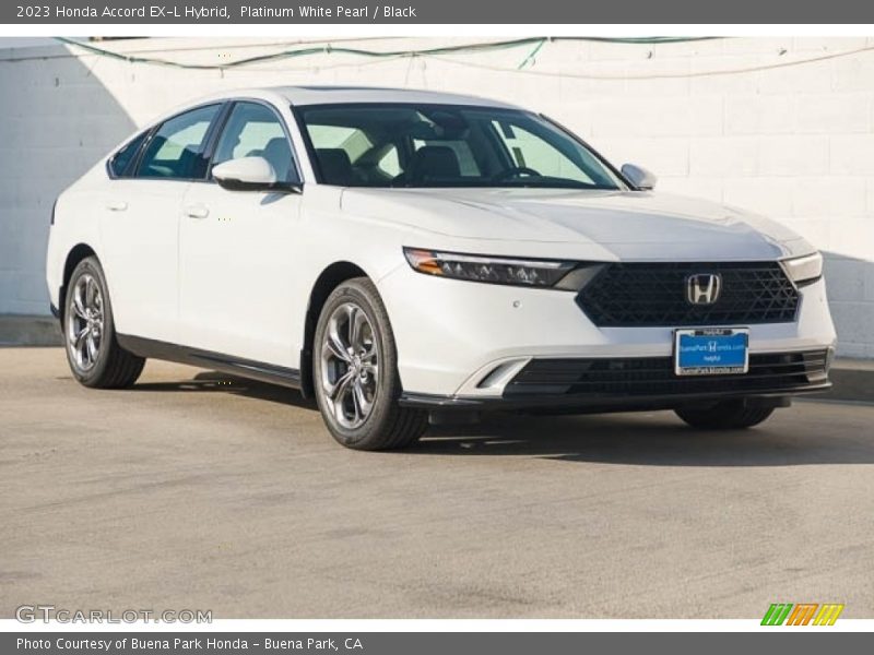 Front 3/4 View of 2023 Accord EX-L Hybrid