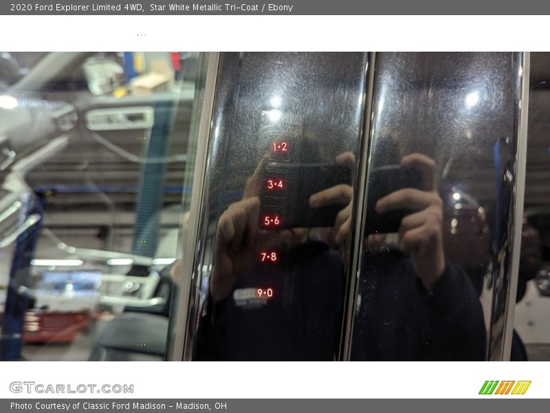 Star White Metallic Tri-Coat / Ebony 2020 Ford Explorer Limited 4WD