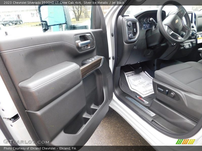 Front Seat of 2023 Silverado 3500HD LT Crew Cab 4x4
