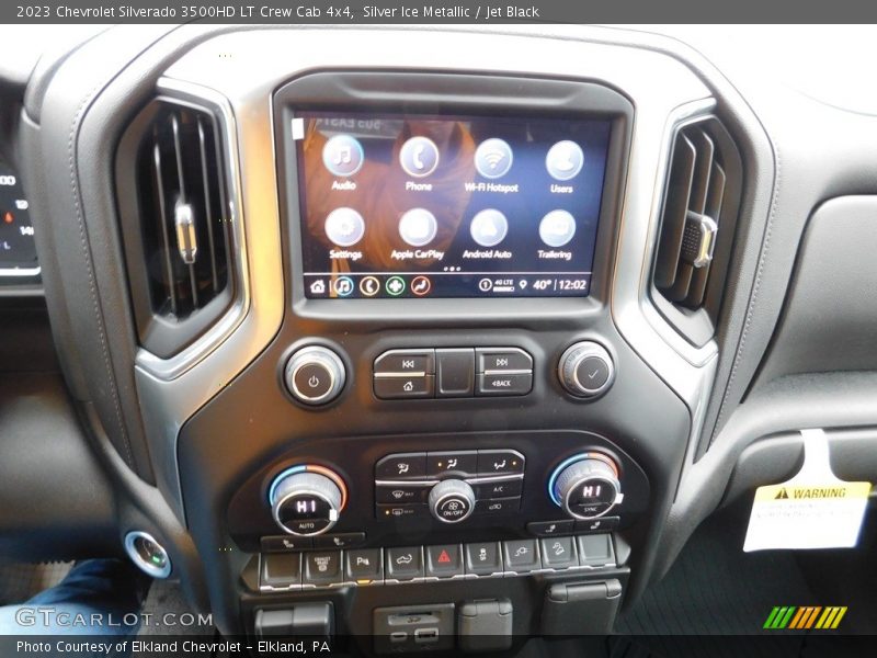 Controls of 2023 Silverado 3500HD LT Crew Cab 4x4