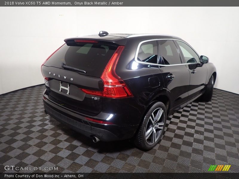 Onyx Black Metallic / Amber 2018 Volvo XC60 T5 AWD Momentum
