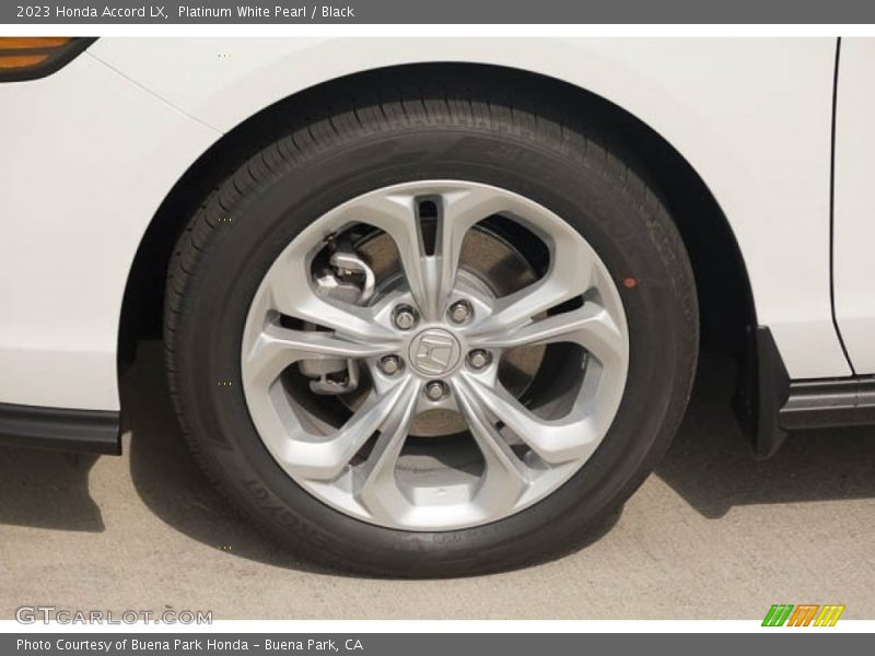 Platinum White Pearl / Black 2023 Honda Accord LX