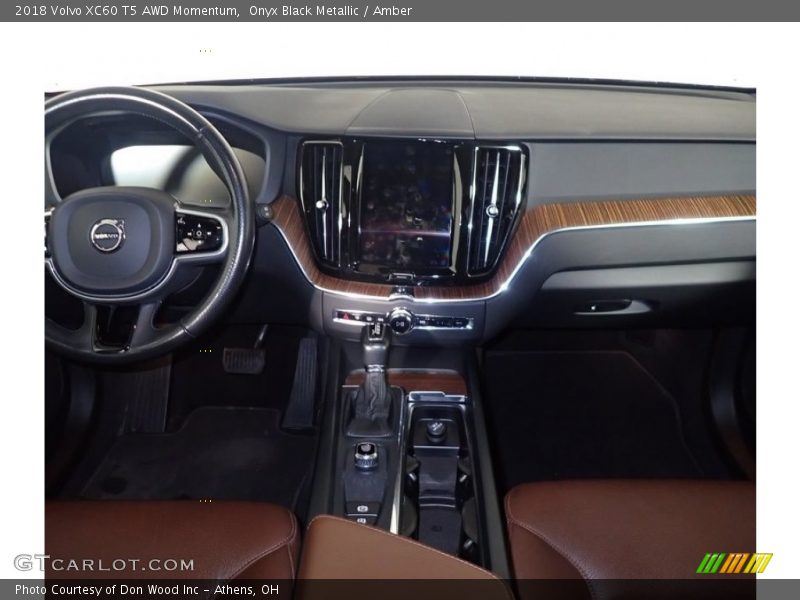 Onyx Black Metallic / Amber 2018 Volvo XC60 T5 AWD Momentum