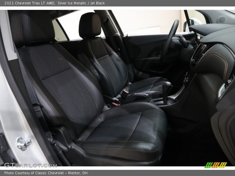 Silver Ice Metallic / Jet Black 2021 Chevrolet Trax LT AWD