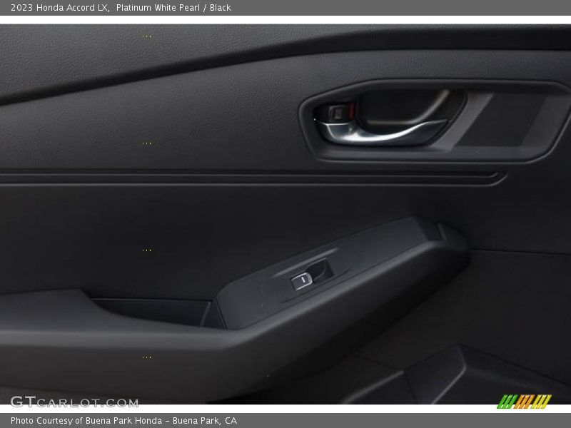 Platinum White Pearl / Black 2023 Honda Accord LX