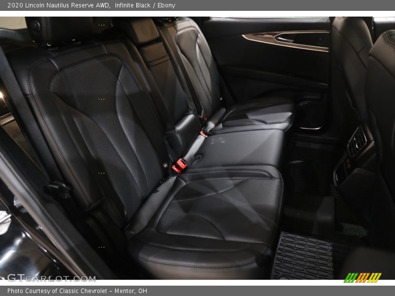 Infinite Black / Ebony 2020 Lincoln Nautilus Reserve AWD