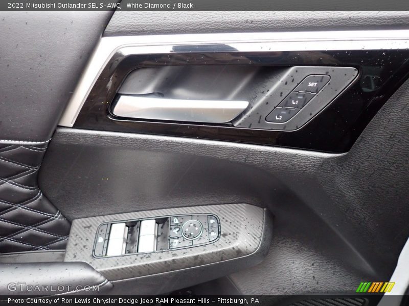 White Diamond / Black 2022 Mitsubishi Outlander SEL S-AWC