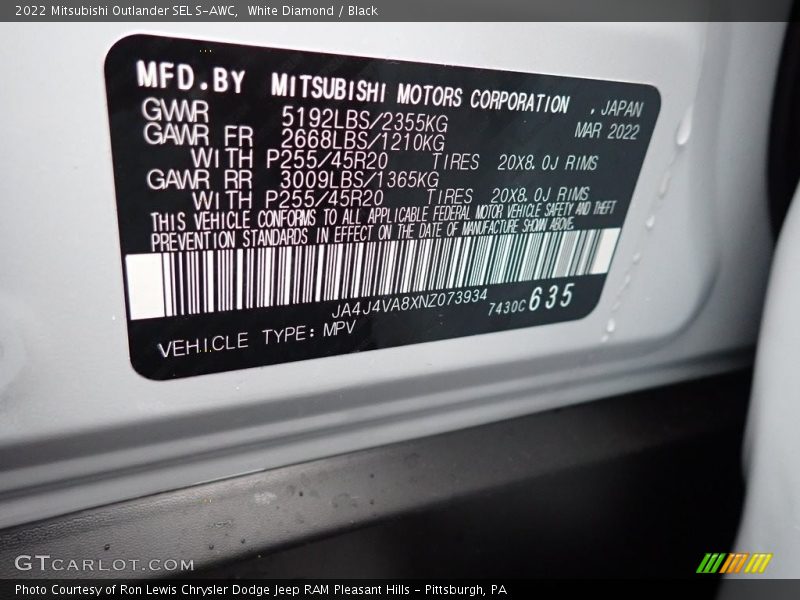 White Diamond / Black 2022 Mitsubishi Outlander SEL S-AWC