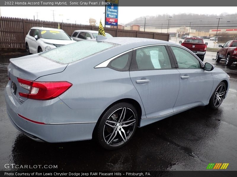 Sonic Gray Pearl / Black 2022 Honda Accord Touring Hybrid