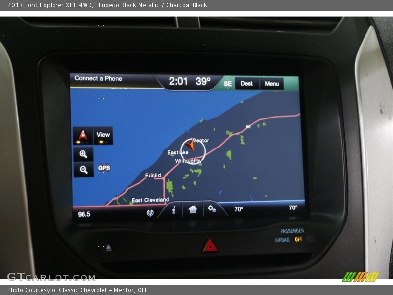 Tuxedo Black Metallic / Charcoal Black 2013 Ford Explorer XLT 4WD