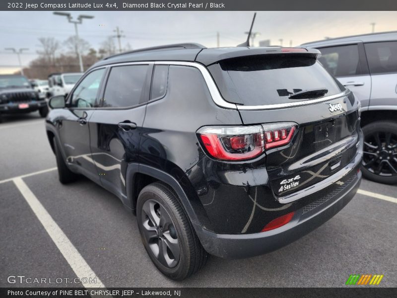 Diamond Black Crystal Pearl / Black 2022 Jeep Compass Latitude Lux 4x4