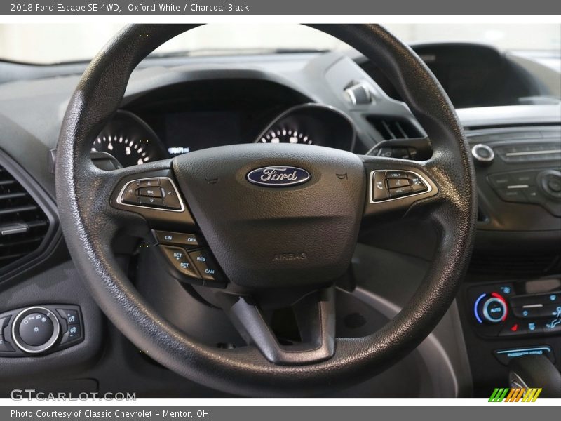 Oxford White / Charcoal Black 2018 Ford Escape SE 4WD