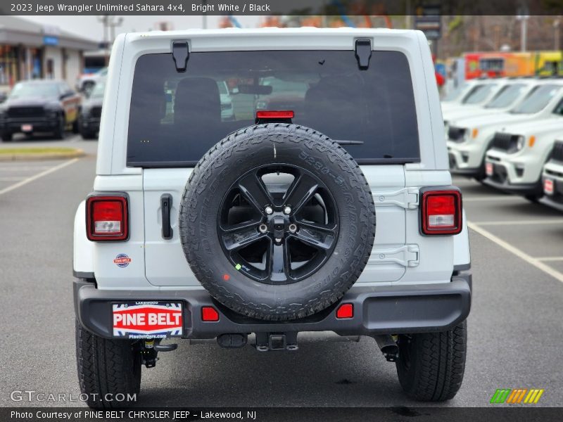 Bright White / Black 2023 Jeep Wrangler Unlimited Sahara 4x4